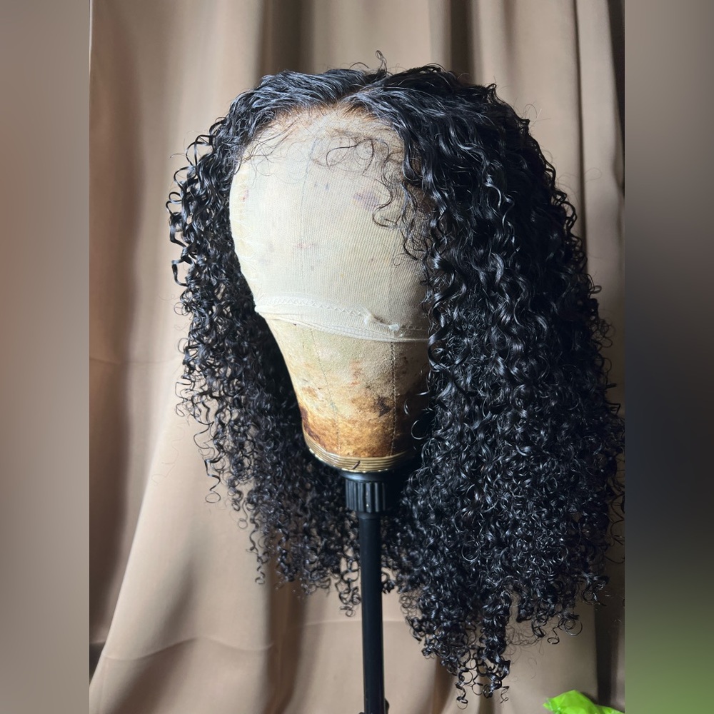 HD lace curly wig